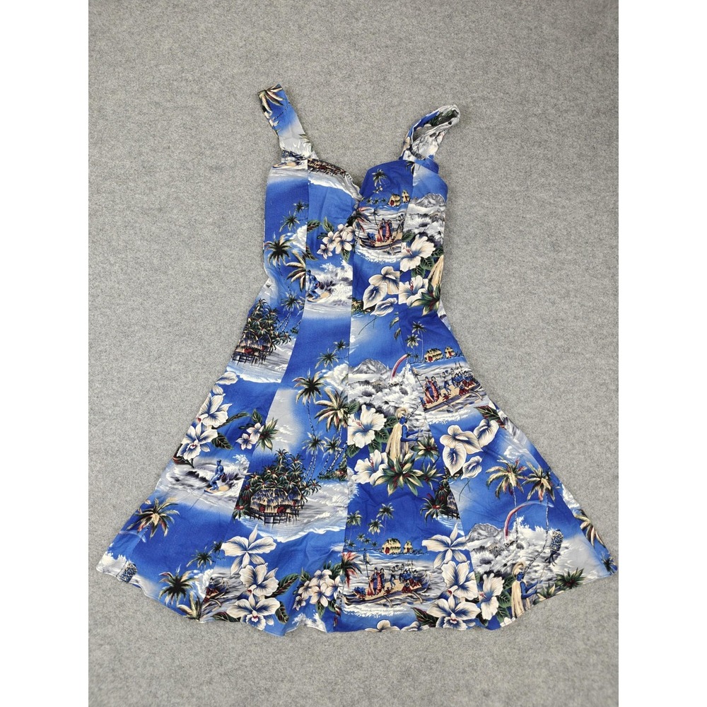 Jade Fashions Dress Womens M Blue Floral Hawaiian Smocked Sundress Fit & Flare